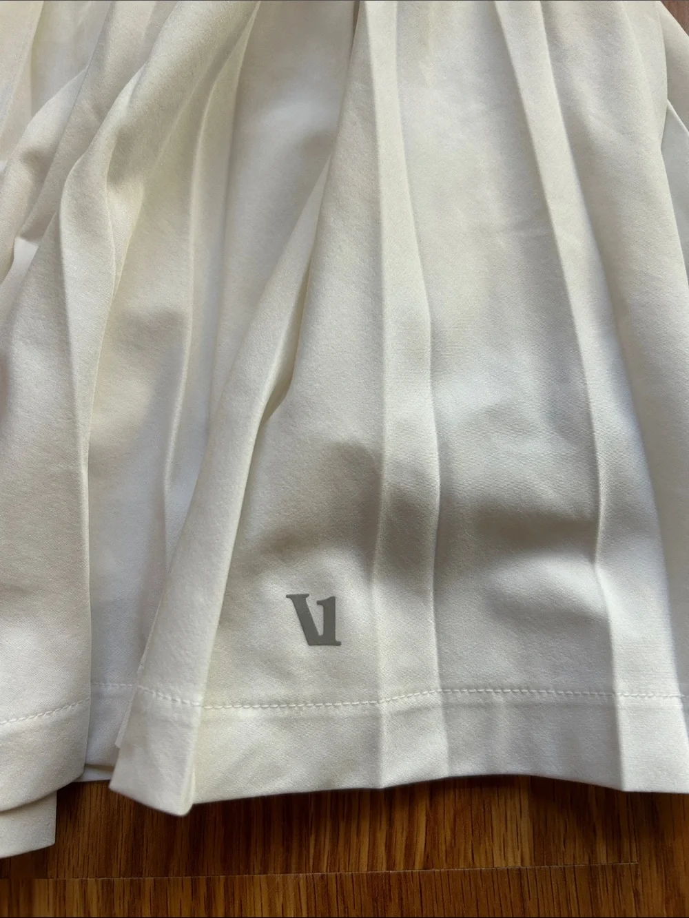 Vuori White Pleated Skater Skirt with Drawstring Waist